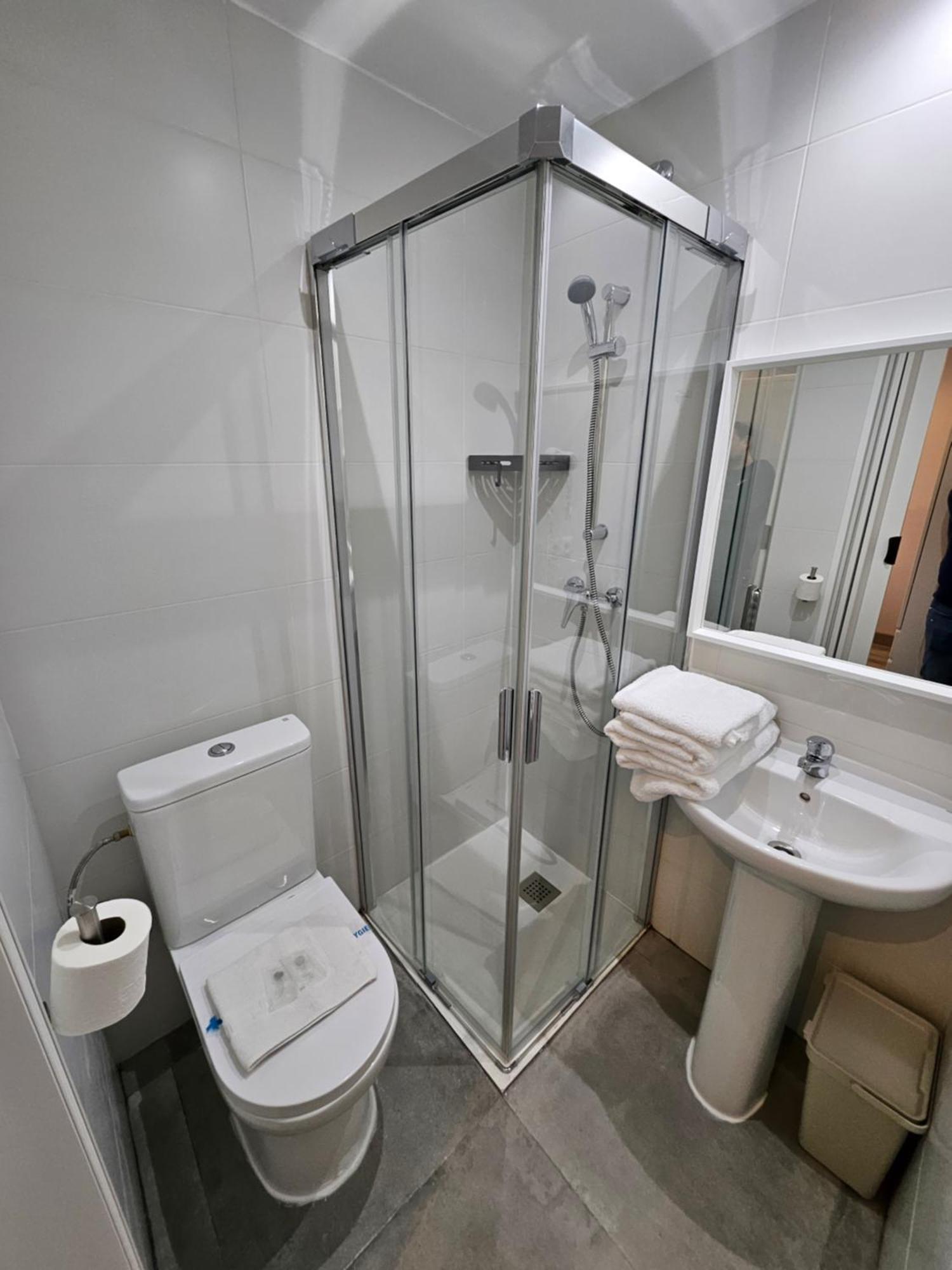 Hostal Foncalada Oviedo Dış mekan fotoğraf