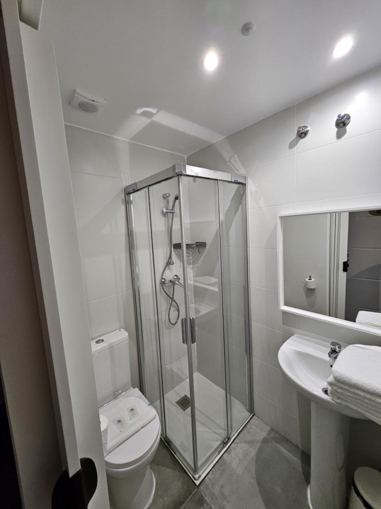 Hostal Foncalada Oviedo Dış mekan fotoğraf