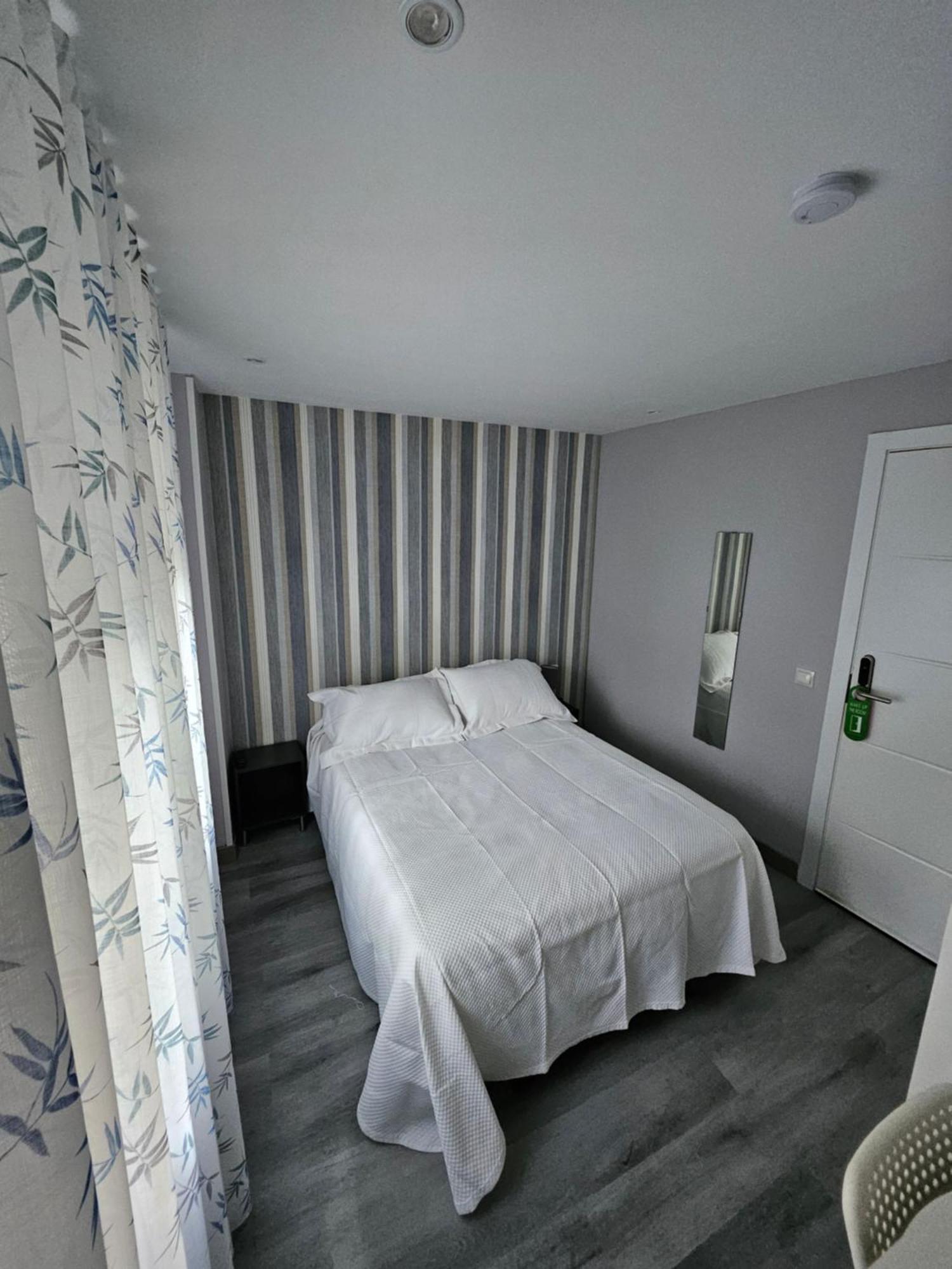 Hostal Foncalada Oviedo Dış mekan fotoğraf