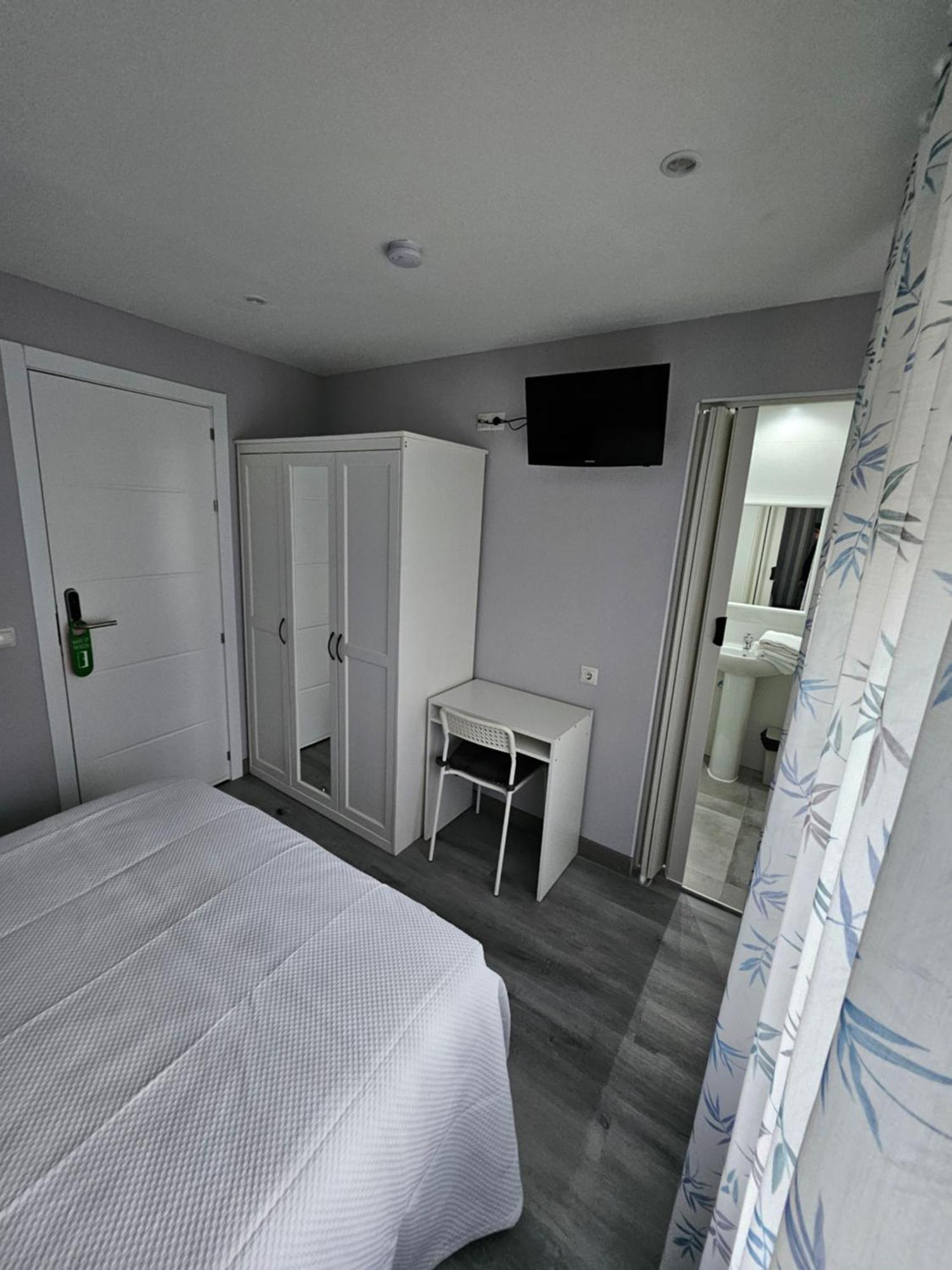 Hostal Foncalada Oviedo Dış mekan fotoğraf