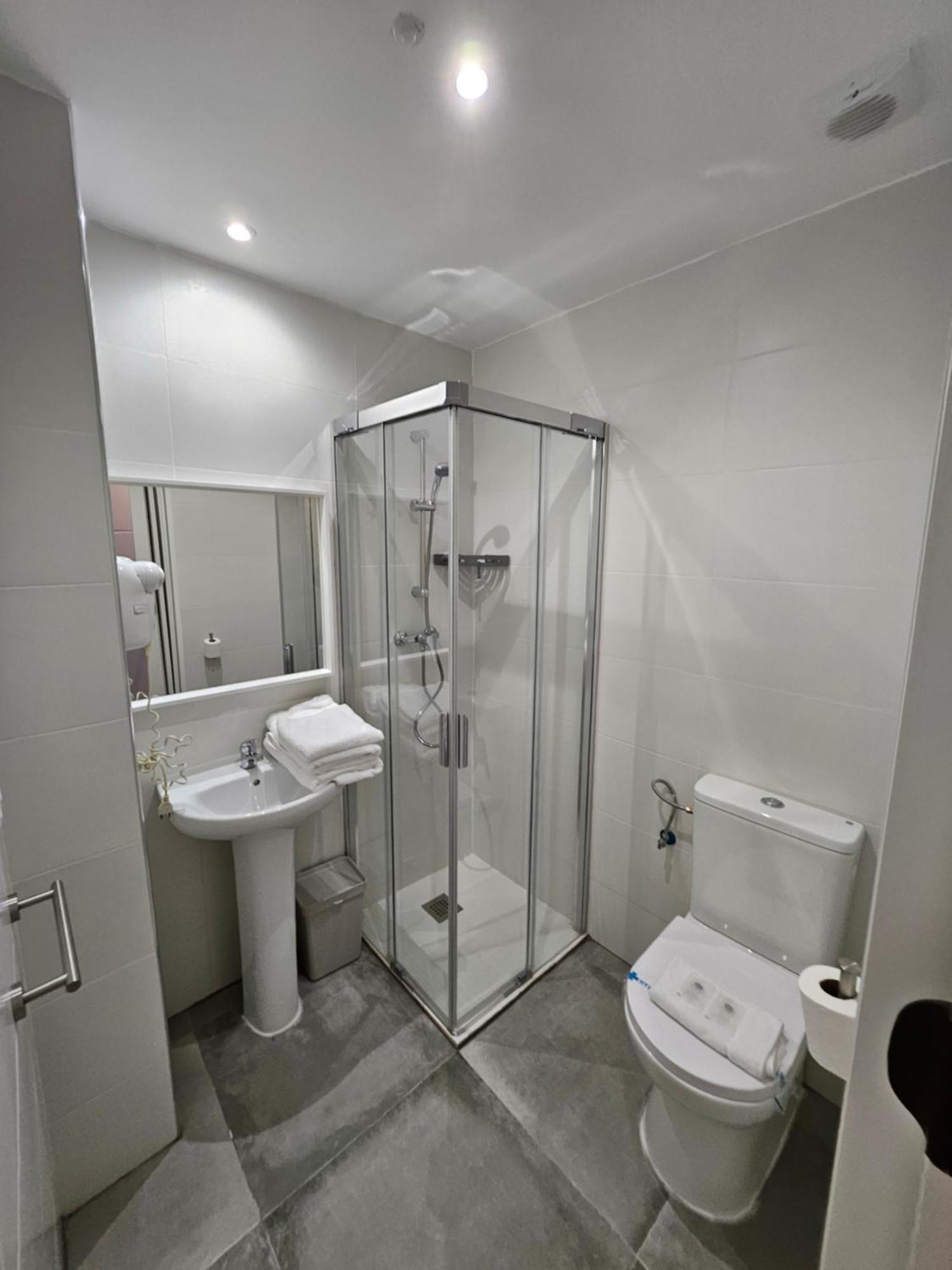 Hostal Foncalada Oviedo Dış mekan fotoğraf